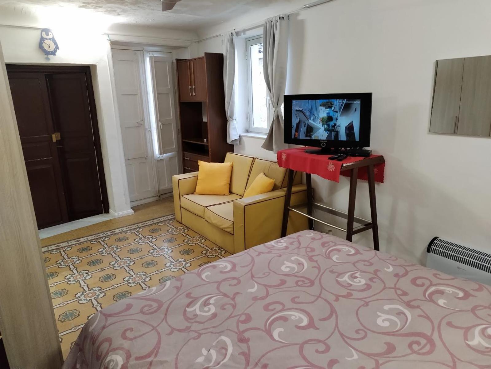 Casa Del Centro 2P Appartement Santa Caterina Villarmosa Buitenkant foto
