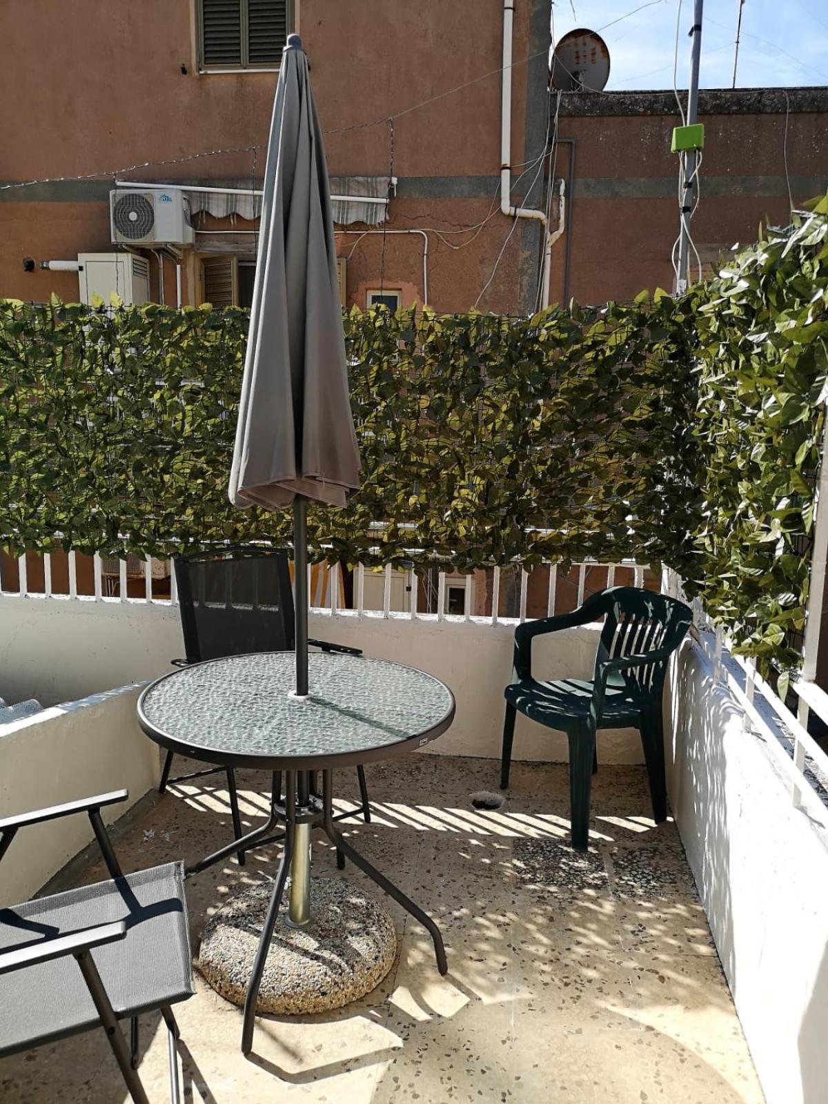 Casa Del Centro 2P Appartement Santa Caterina Villarmosa Buitenkant foto